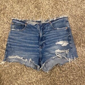 American Eagle stretch 90’s Boyfriend Jean Shorts size 12